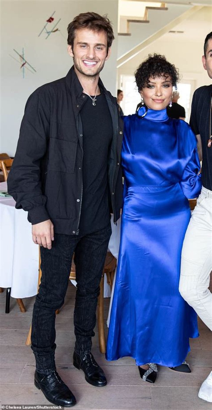 Who is Graham Bennett Dating Now