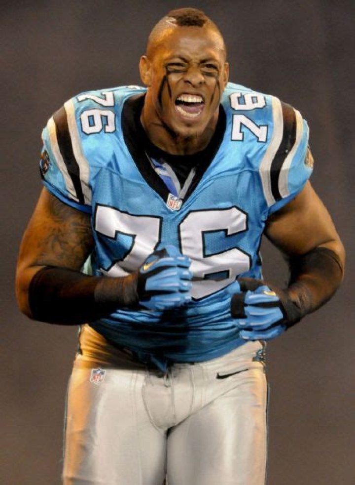 Who is Greg Hardy Dating Now?