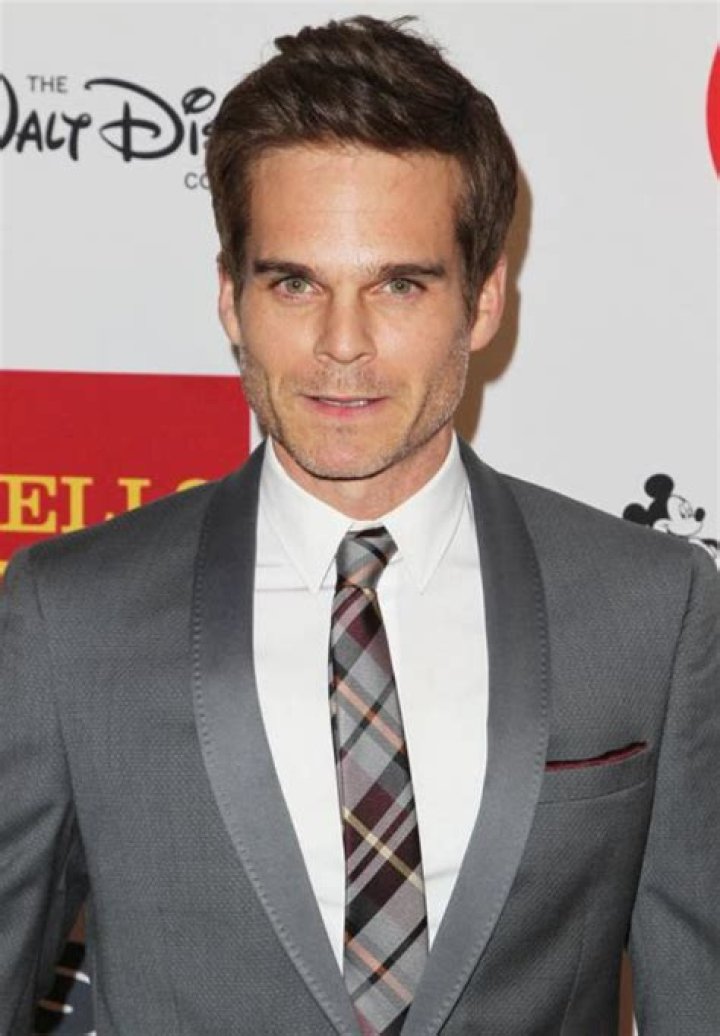 Who is Greg Rikaart Dating Now