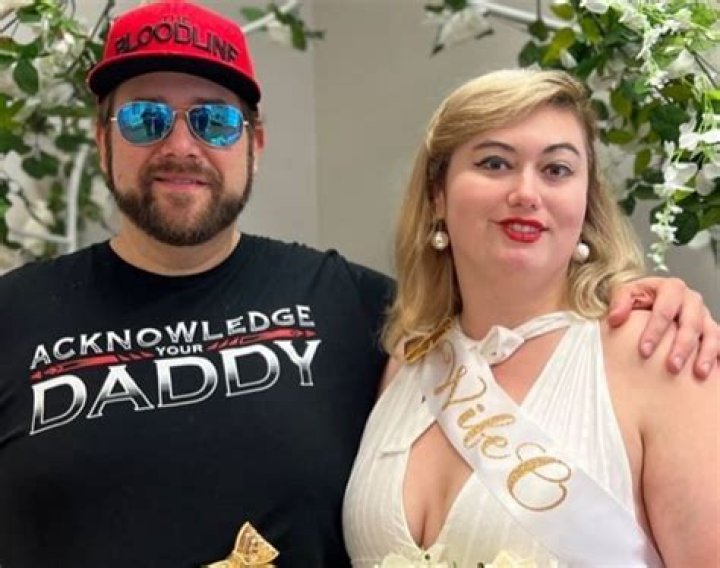 Who is Grim Superpop Dating Now?