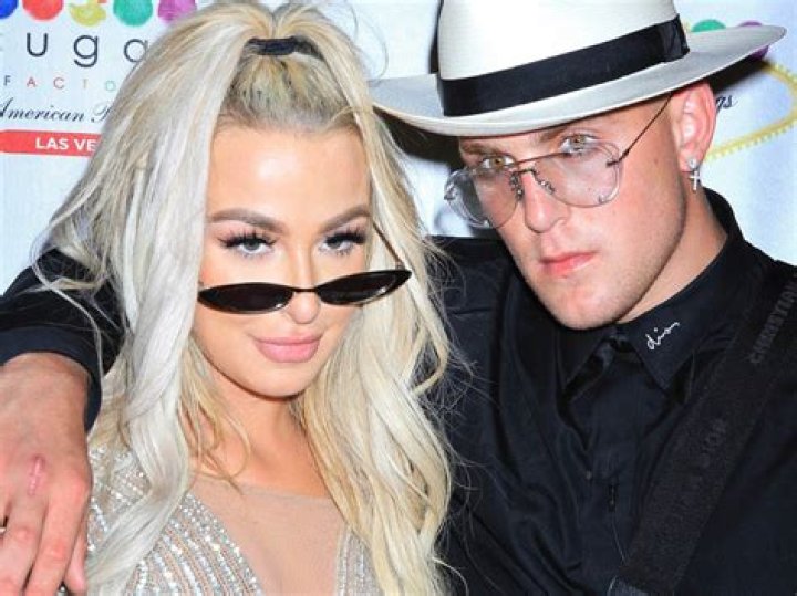 Who is Halston Sage Dating Now?