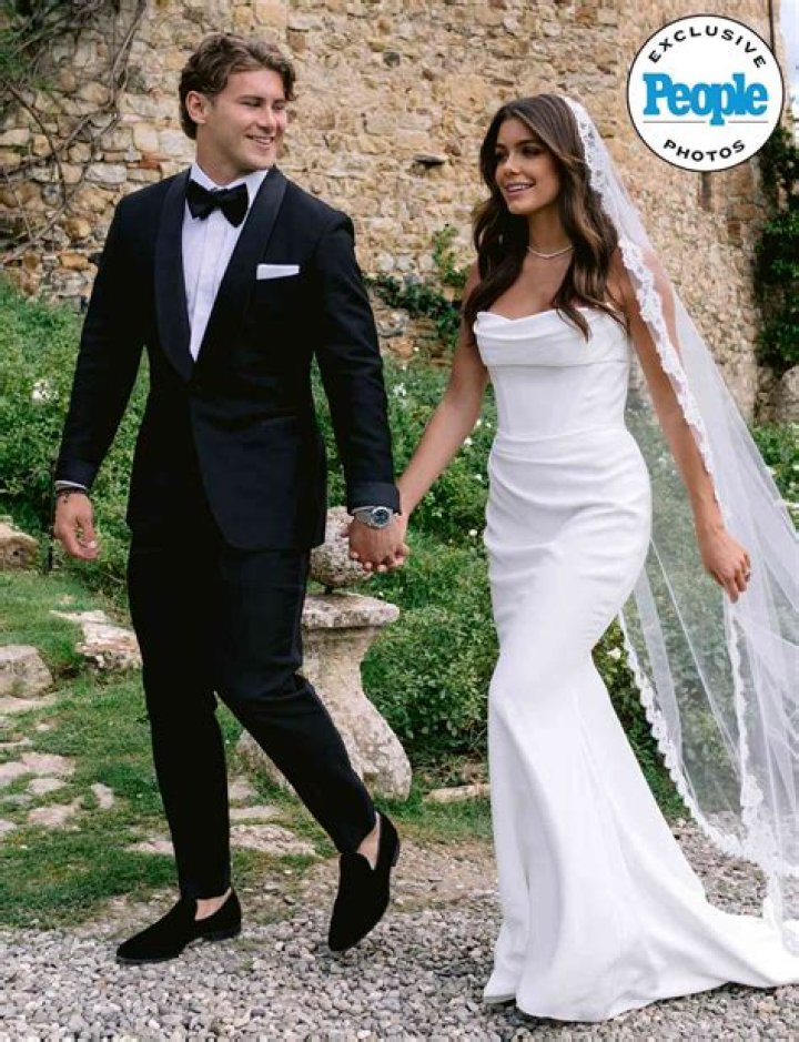 Who is Hannah Hindi Dating Now?