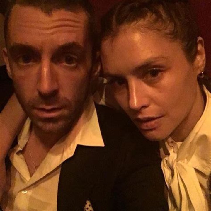 Who is Hannah Ware Dating Now