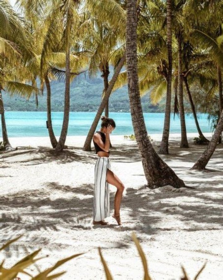 Who is Helen Owen Dating Now