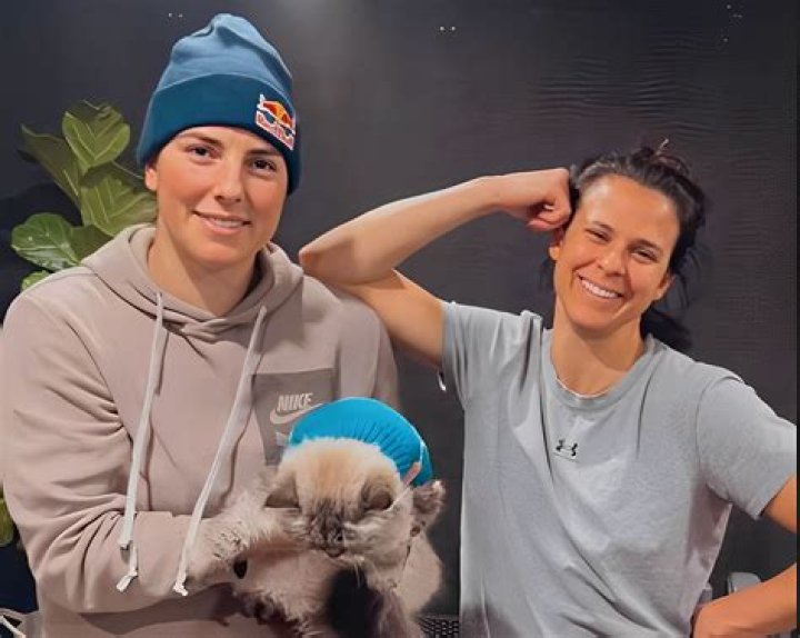 Who is Hilary Knight Dating Now