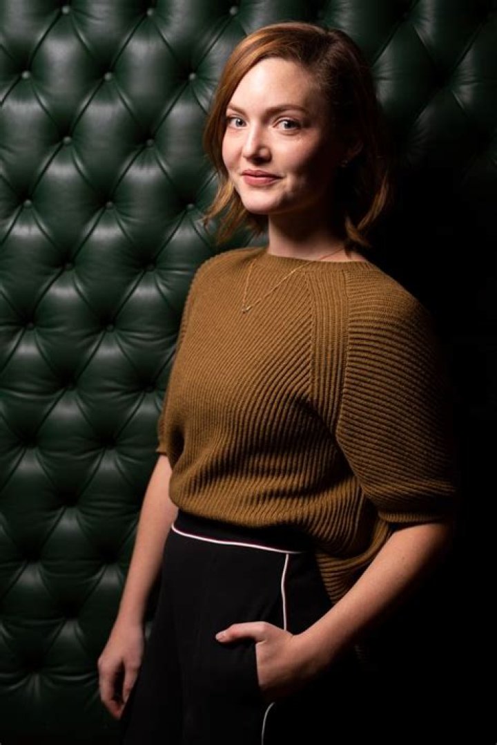 Who is Holliday Grainger Dating Now?