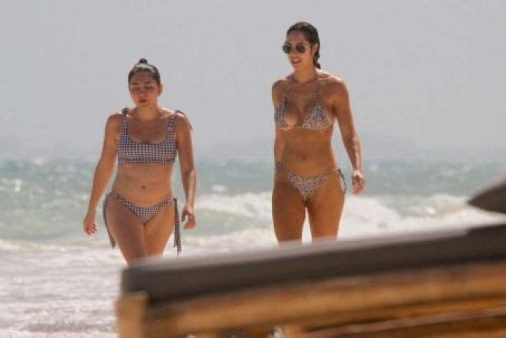 Who is Hope Beel Dating Now