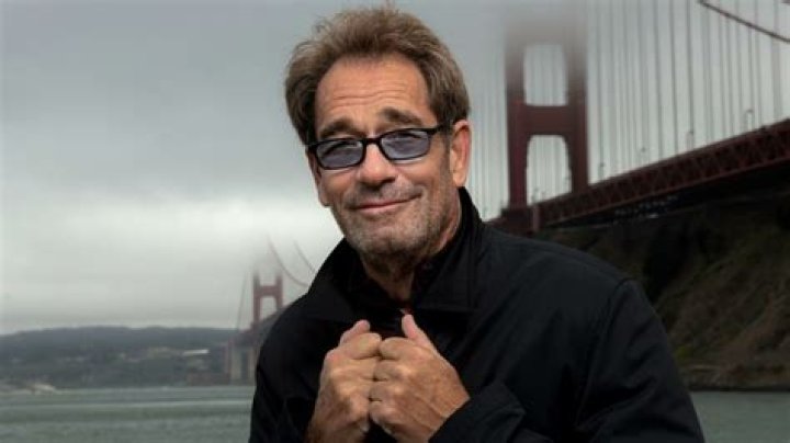 Who is Huey Dunbar Dating Now