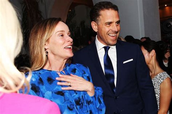 Who is Hunter Mahan Dating Now?