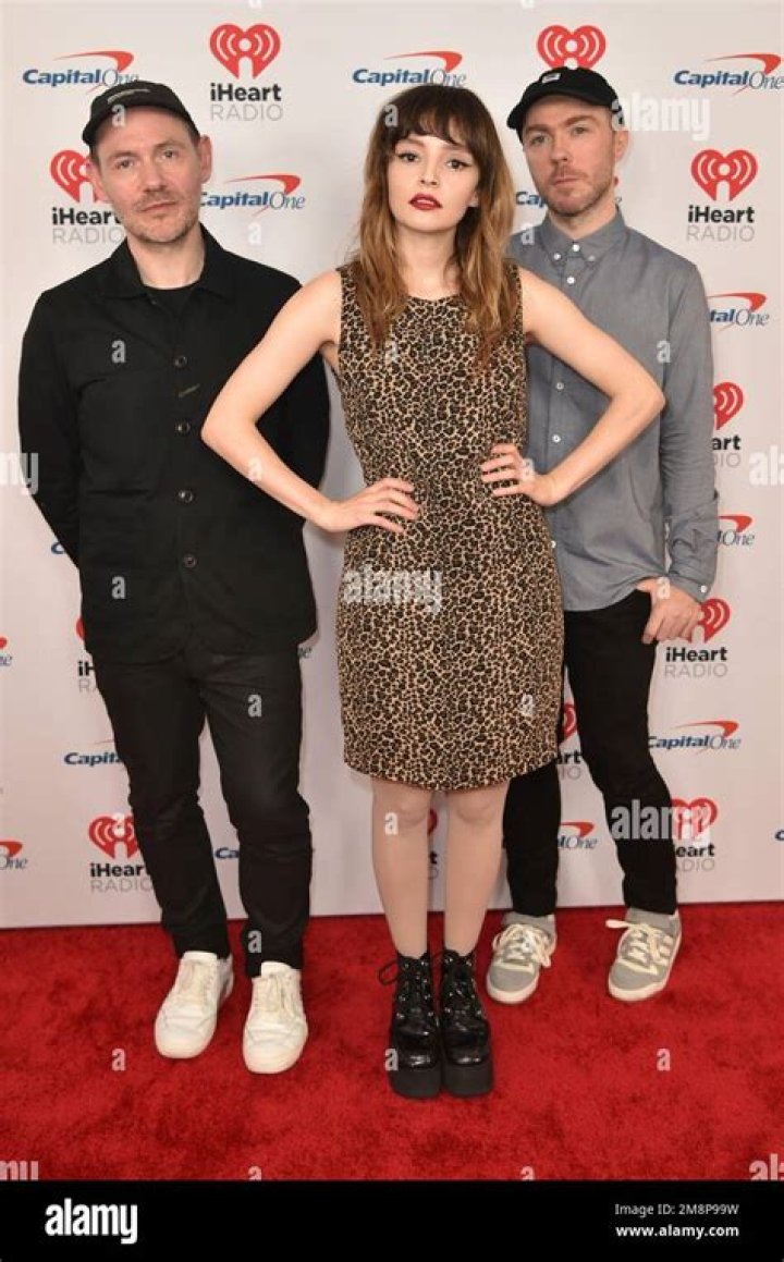 Who is Iain Cook Dating Now?