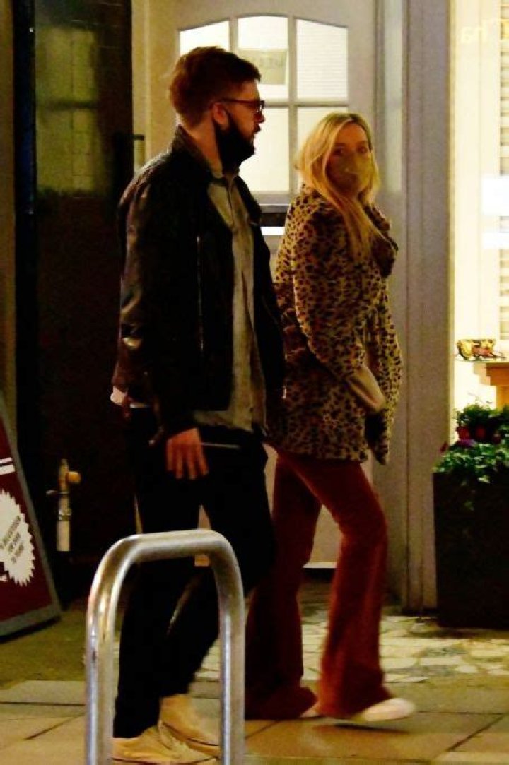 Who is Iain Stirling Dating Now?