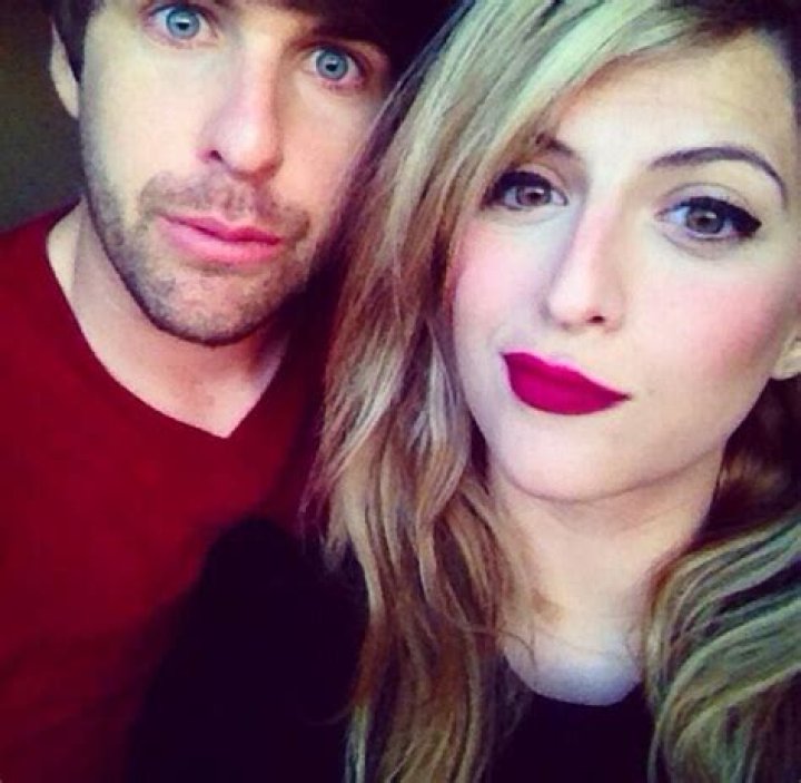 Who is Ian Hecox Dating Now