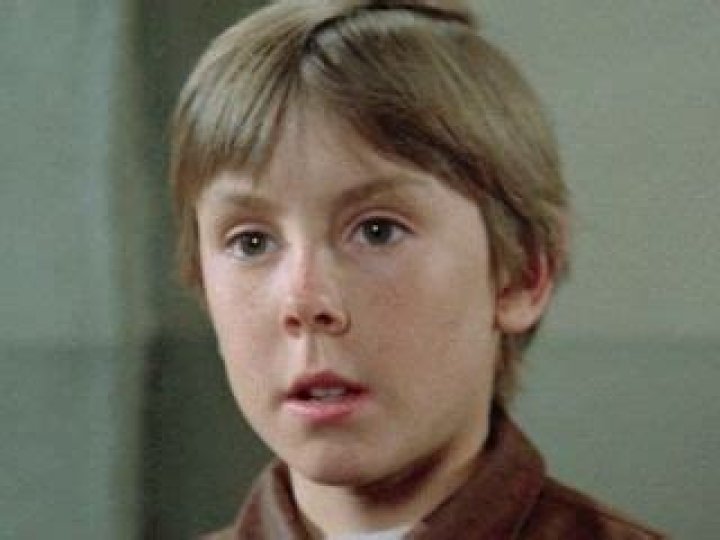 Who is Ike Eisenmann Dating Now?