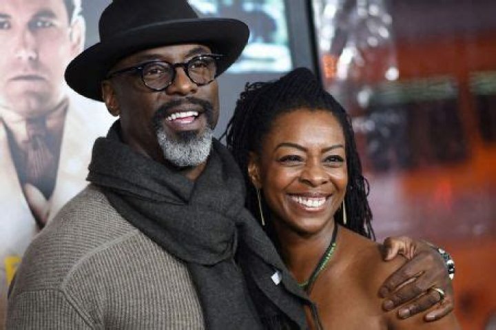 Who is Isaiah Washington Dating Now