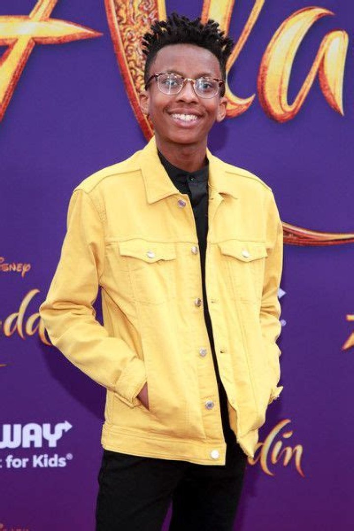 Who is Israel Johnson Dating Now