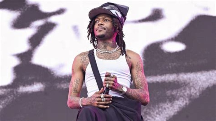 Who is J.I.D Dating Now