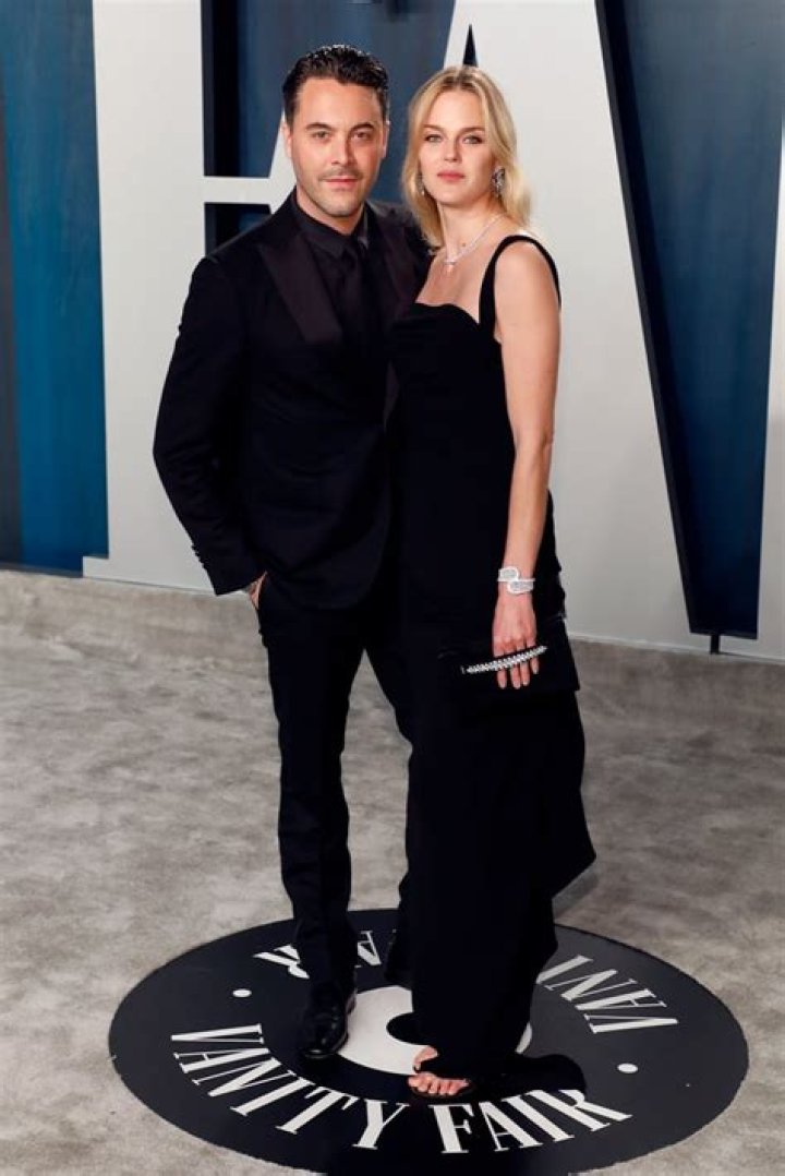 Who is Jack Huston Dating Now?