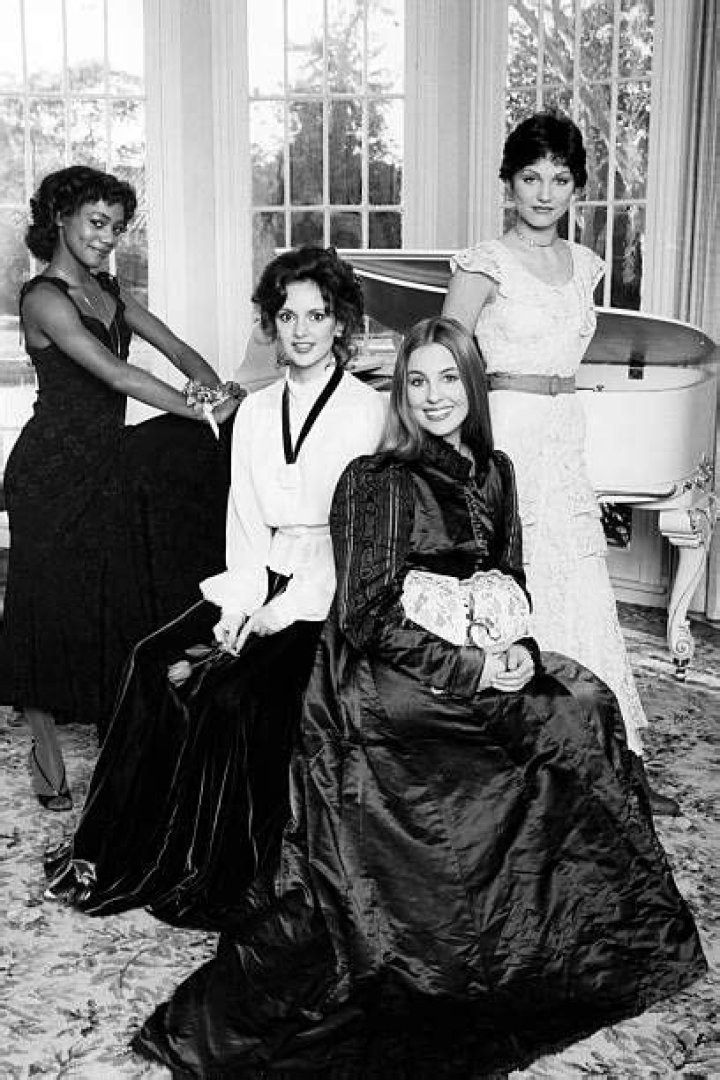 Who is Jacklyn Zeman Dating Now?