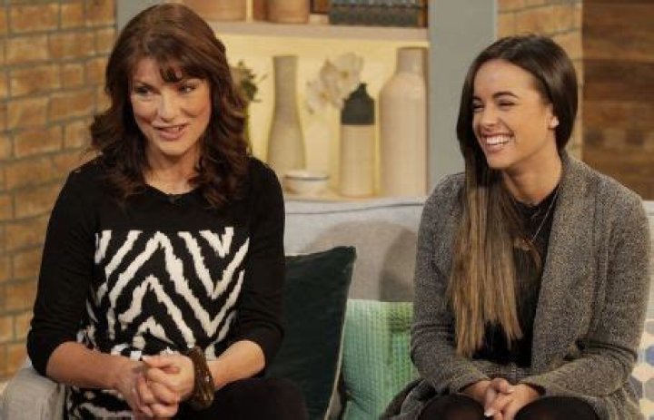 Who is Jacqueline Leonard Dating Now?