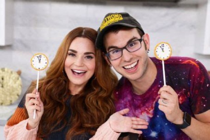 Who is Jake Roper Dating Now?