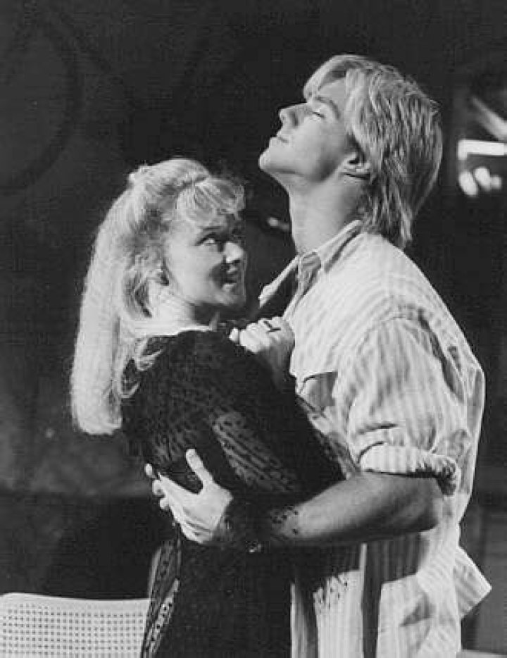 Who is James Wlcek Dating Now