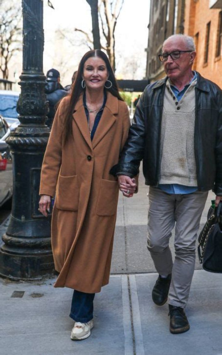 Who is Janice Dickinson Dating Now