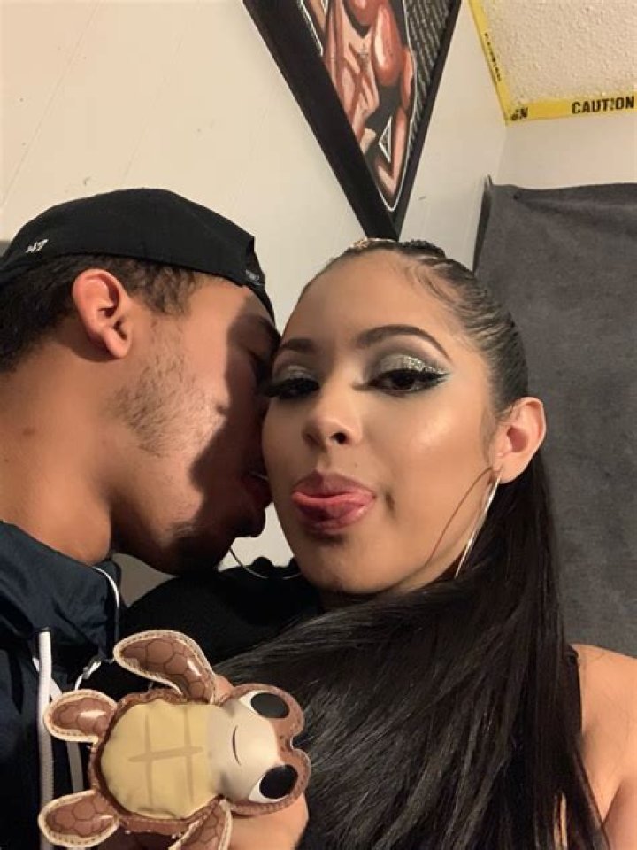 Who is Jasmine Villegas Dating Now