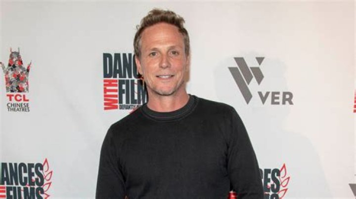 Who is Jason Austin Wiles Dating Now