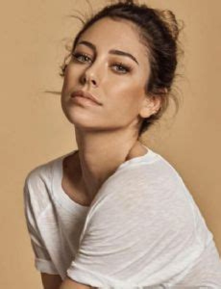 Who is Javier Rey Dating Now?