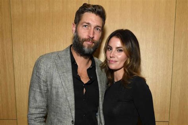 Who is Jay Caufield Dating Now