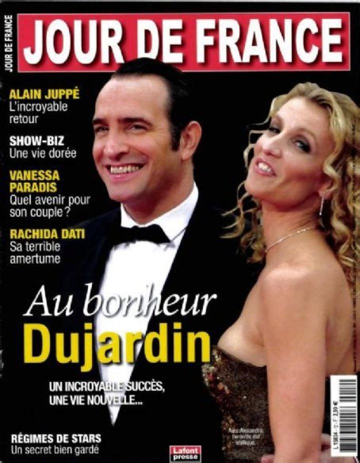 Who is Jean Dujardin Dating Now?