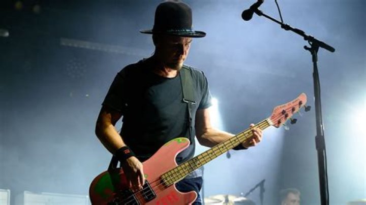 Who is Jeff Ament Dating Now