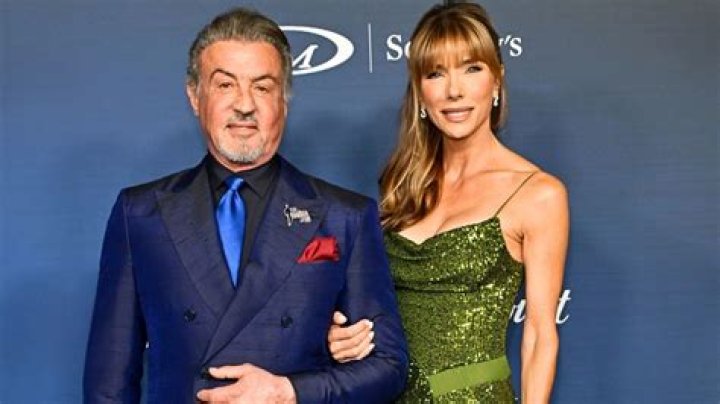Who is Jennifer Flavin Dating Now?