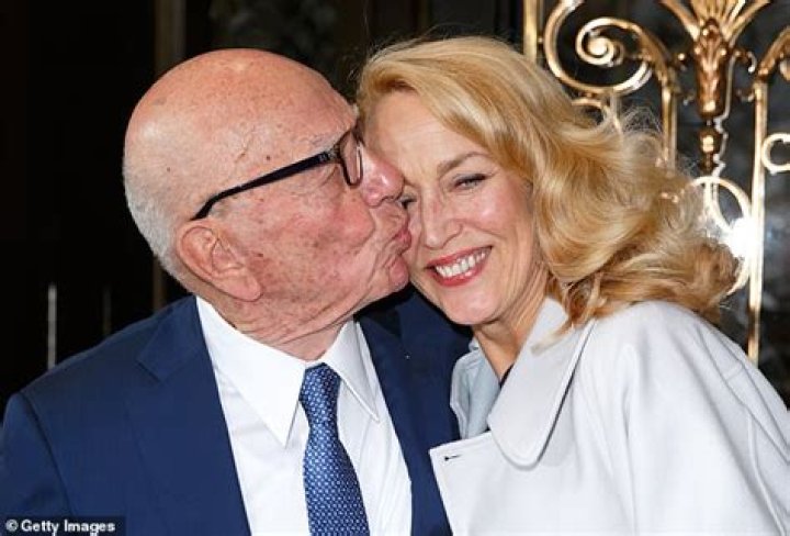 Who is Jerry Hall Dating Now?