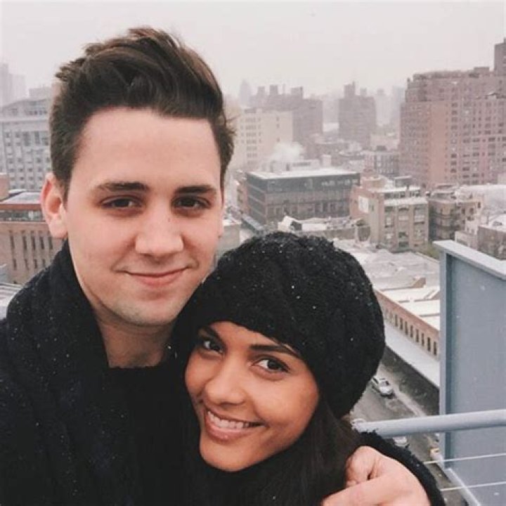 Who is Jessica Lucas Dating Now