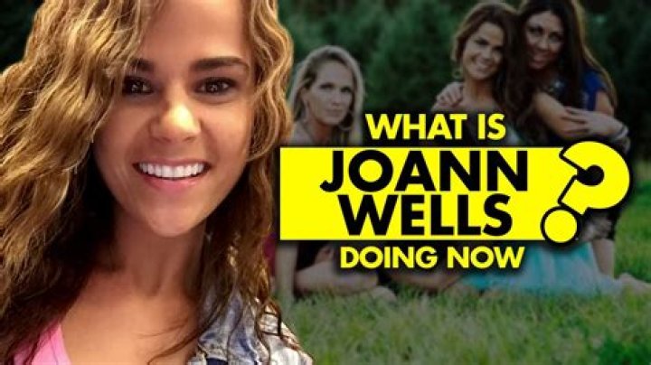 Who is JoAnn Wells Dating Now