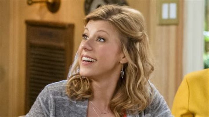 Who is Jodie Sweetin Dating Now?