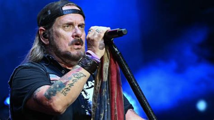 Who is Johnny Van Zant Dating Now