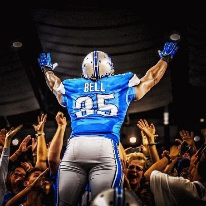 Who is Joique Bell Dating Now