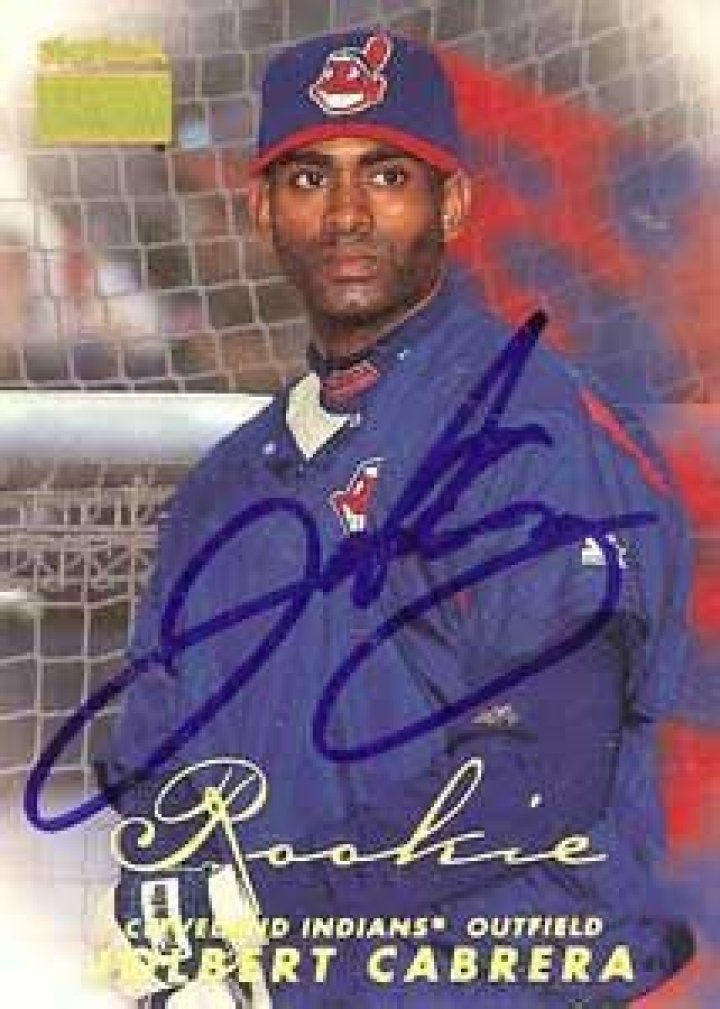 Who is Jolbert Cabrera Dating Now?