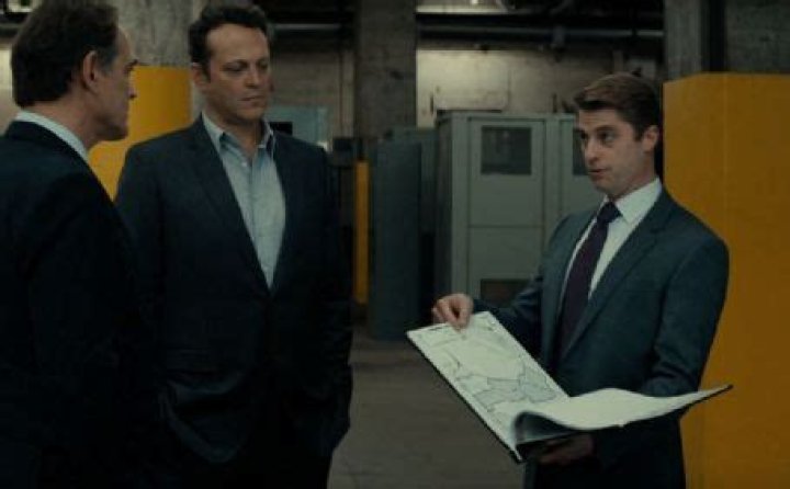 Who is Jon Lindstrom Dating Now