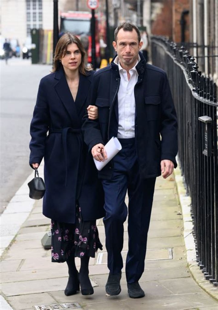 Who is Jon Rua Dating Now?