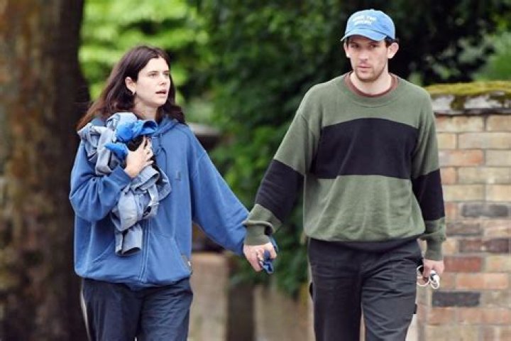 Who is Josh Carroll Dating Now?