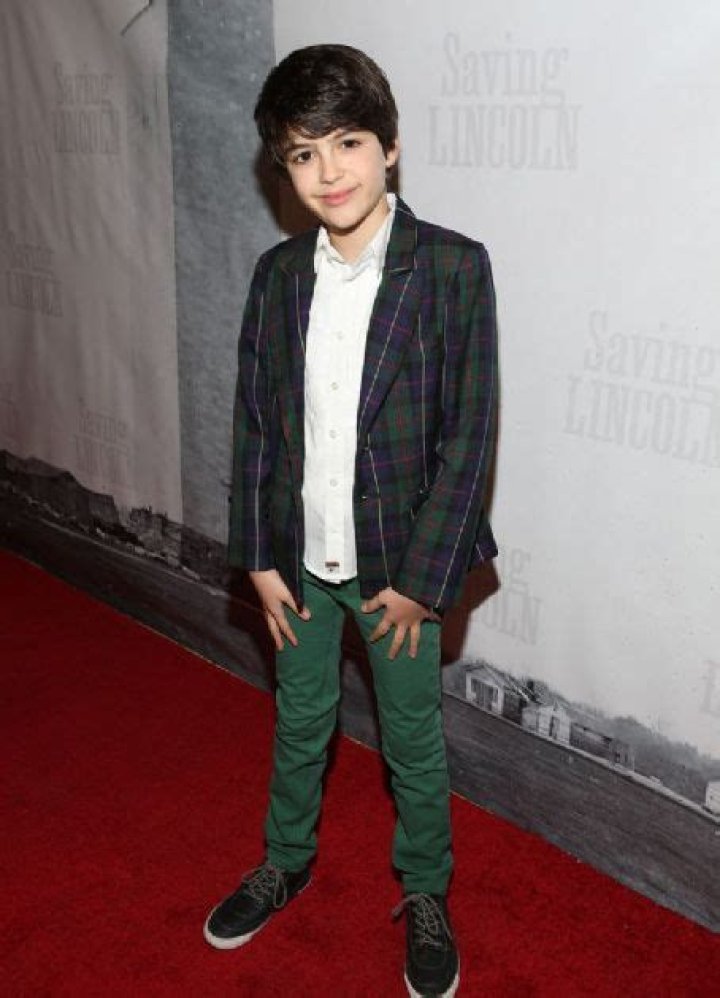 Who is Joshua Rush Dating Now