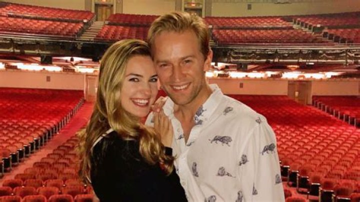 Who is Josie Loren Dating Now