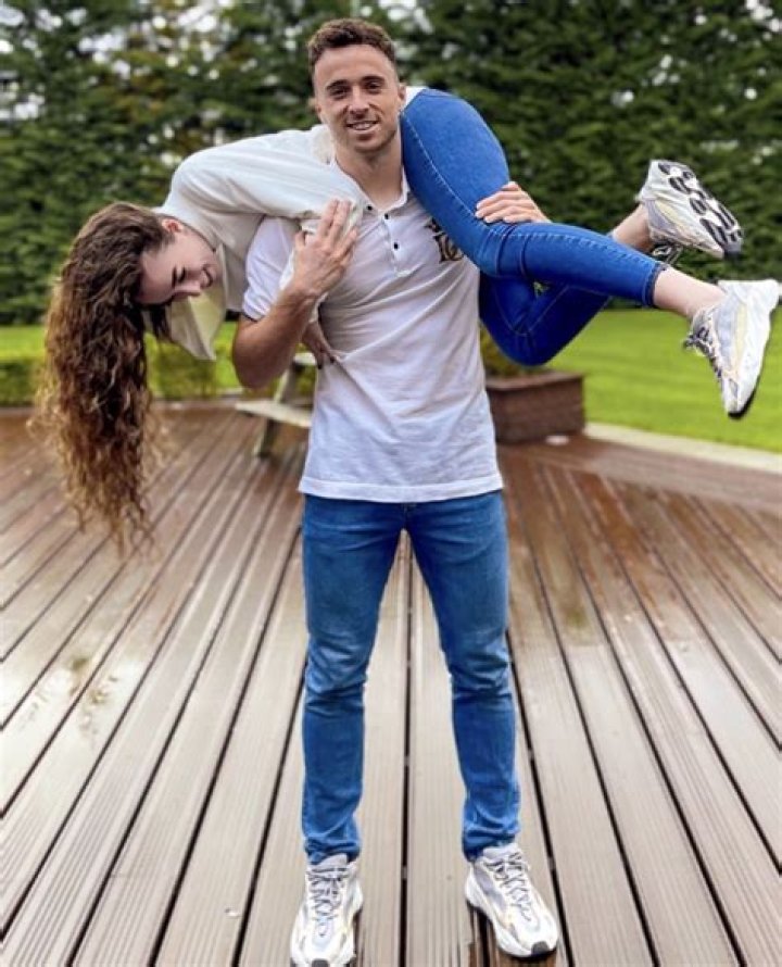 Who is Jotta A Dating Now?