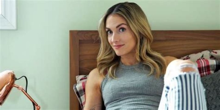 Who is Julie Nolke Dating Now?