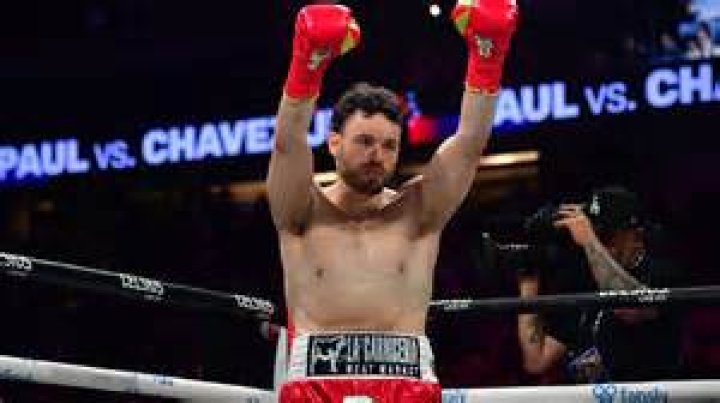 Who is Julio Cesar Chavez Jr. Dating Now?