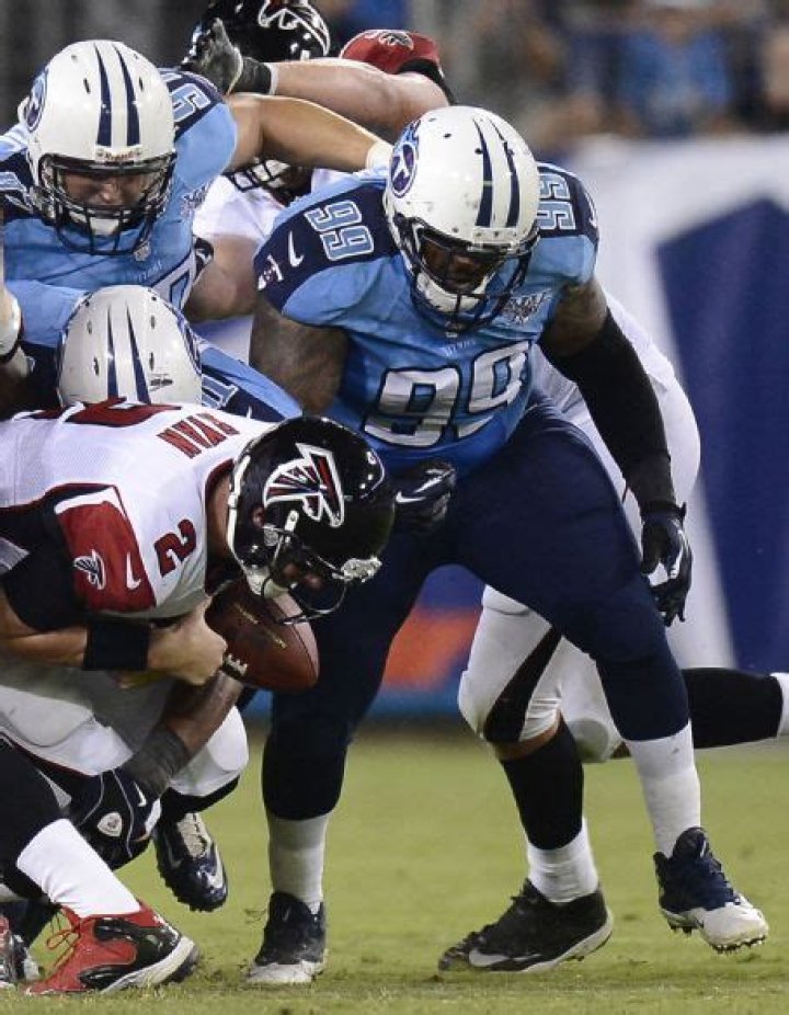 Who is Jurrell Casey Dating Now?