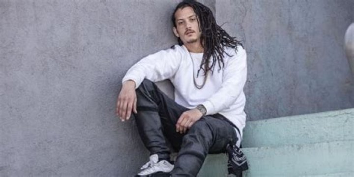 Who is Justin de Vera Dating Now?